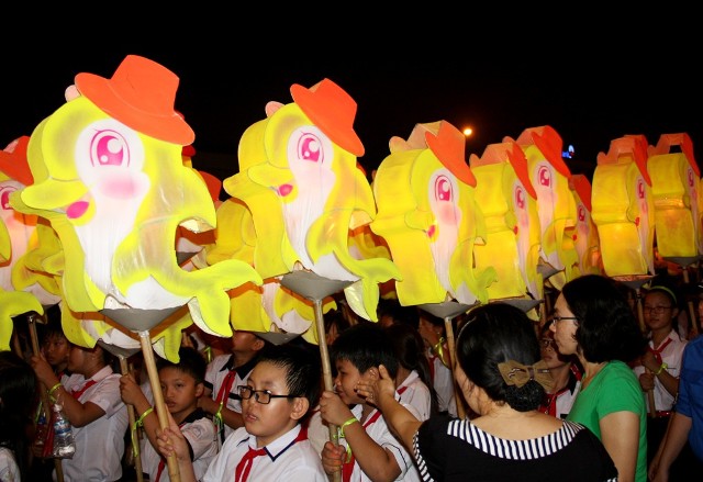 Khởi động Lễ hội rước đèn Trung thu thành phố Phan Thiết năm 2023